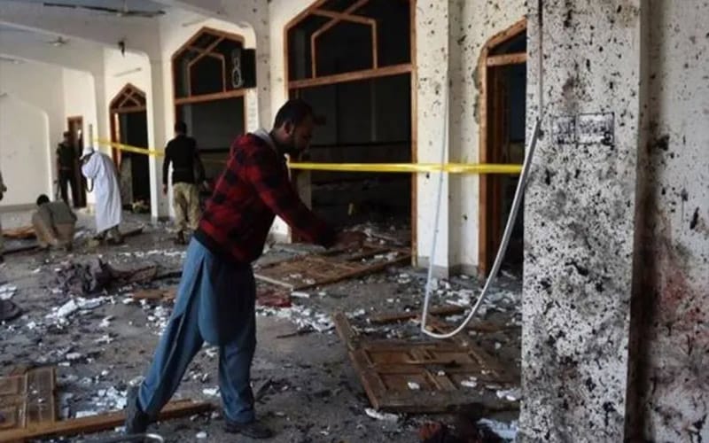 Blast at Peshawar Mosque in Pakistan