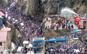 Strong demonstration of employees regarding restoration of old pension