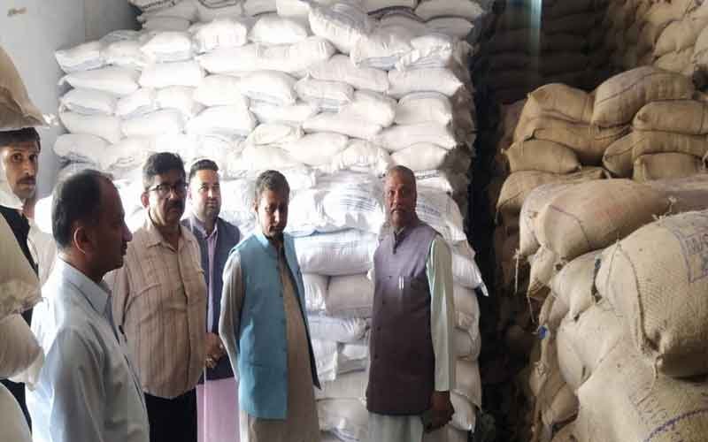Food Supplies Minister inspects wheat and paddy procurement center Haripur Tohana