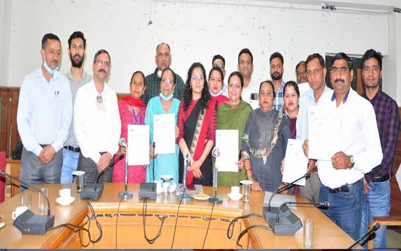 Held a meeting of the committee constituted under the Prime Minister's Adarsh Gram Yojana