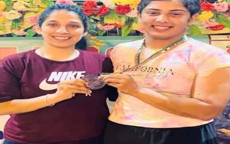Himachal's Kritika won bronze medal in 76 kg weight category