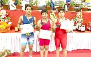 Wrestlers won bronze medals at the national level in Ranchi