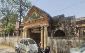 The crisis of ignoring the existence of the historical heritage Amar Boarding House