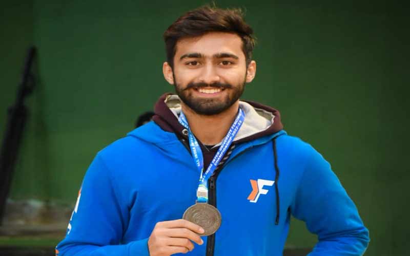 Pachhad's Vishwajeet Thakur won bronze medal in All India Inter University Games