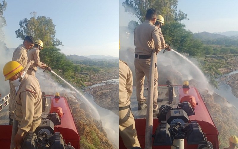 काला अंब में पराली के स्टोर में लगी आग: 150 टन जलकर राख, लाखों का नुकसान 