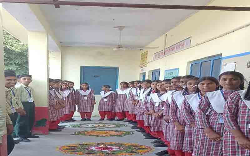 kerala-utsav-shuroo,-sirama