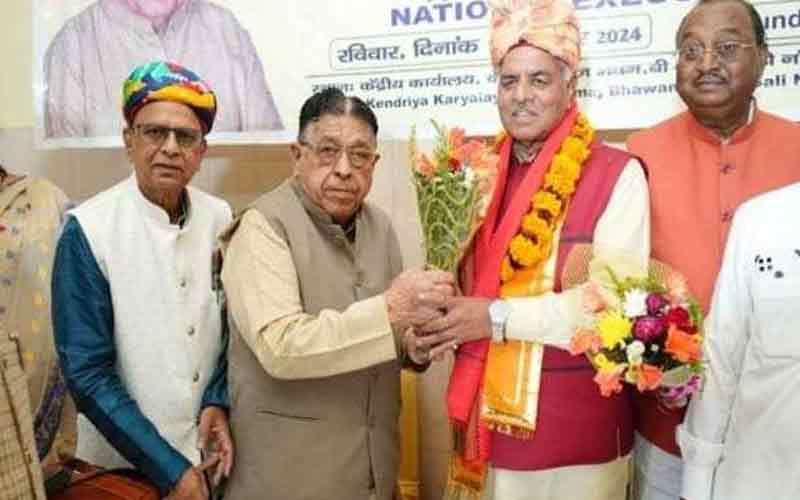 वीरेंद्र कश्यप को चुना गया अखिल भारतीय कोली समाज का राष्ट्रीय अध्यक्ष