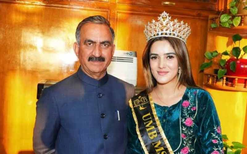 यूएमबी मिस इंडिया सौंदर्य प्रतियोगिता में फर्स्ट रनर-अप शीनम आजाद ने मुख्यमंत्री सुखविंदर सिंह सुक्खू से मुलाकात की