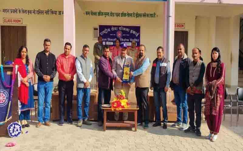 राजकीय वरिष्ठ माध्यमिक विद्यालय तलमेहडा में सात दिवसीय राष्ट्रीय सेवा योजना शिविर हुआ संपन्न।