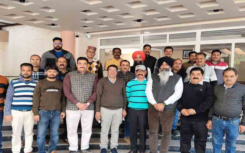 गुटबाजी में बंटा महासंघ न मजबूत न कर्मचारी हितैषी : तारा सिंह