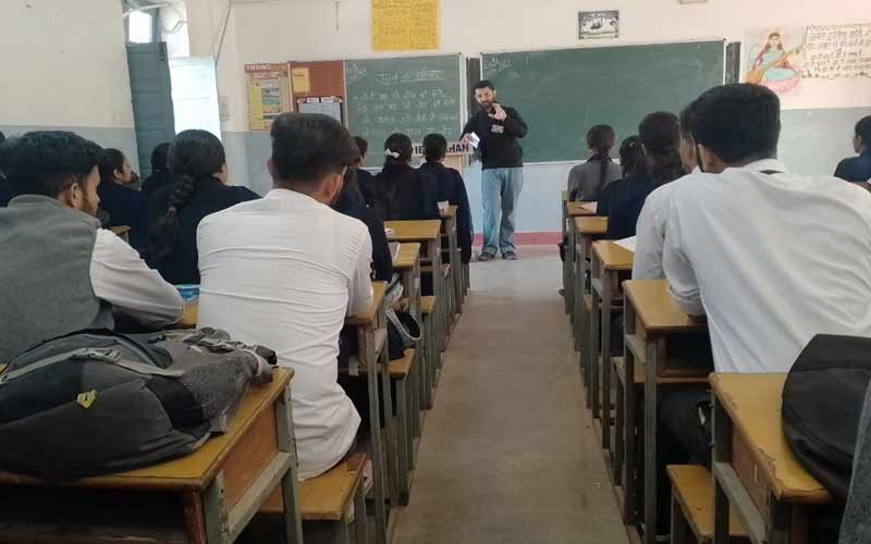 नशे के खिलाफ 'संकल्प' कार्यक्रम: युवाओं ने लिया नशा न करने का संकल्प